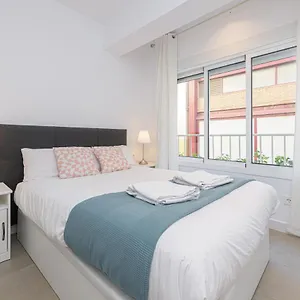 Wintowinrentals Center, Comfortable And Renovated Apartamento